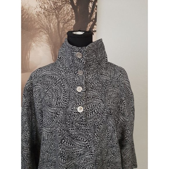 Weekends By Chico's Blue Top with pockets High Collar Size 2 Casual Classic - Picture 6 of 12